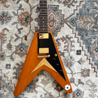 NEW NEVER PLAYED 2017 EPIPHONE JOE BONAMASSA "AMOS" '58 FLYING V W/ALL CASE CANDY image 9
