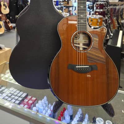 Taylor 50th Anniversary Builder's Edition 814ce LTD - Natural image 1