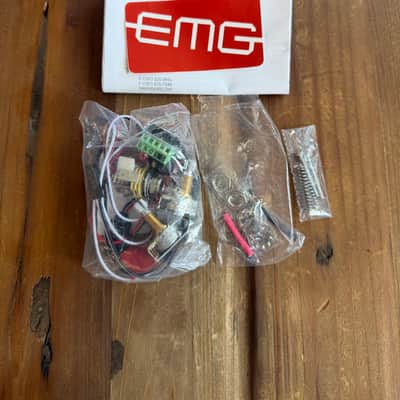 EMG 81-B Active Bridge Humbucker Black 4946 image 3