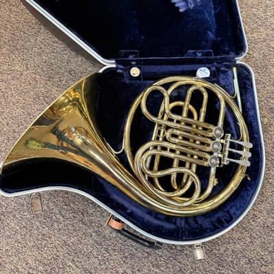 Conn 14D Single French Horn 1964-1965 - Lacquer image 2