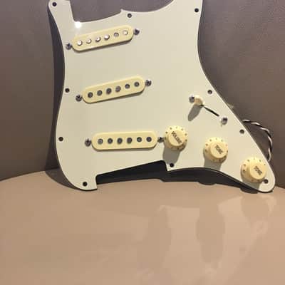 Yaniz Stratocaster Loaded SRV Pick-Ups image 1