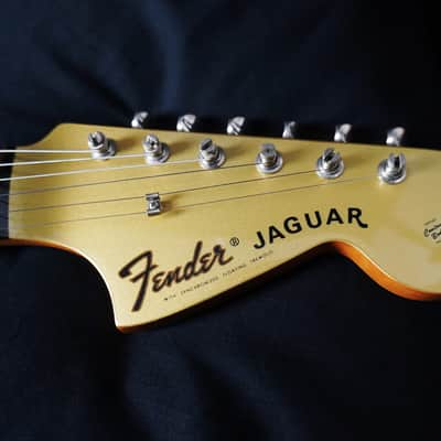 Fender Japan JG66-RC Jaguar 1994–1995 – Shoreline Gold, Matching