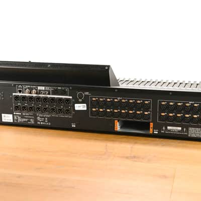 Yamaha LS9-32 32-Input Digital Mixing Console CG01Y2A image 8