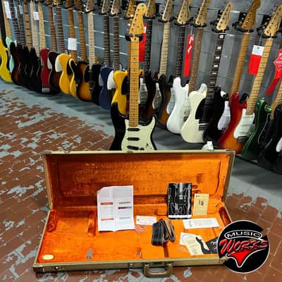 Fender Vintage Hot Rod 57 Stratocaster Black + Noiseless Br ID Ge + S1 Switch image 4