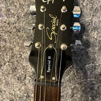 Epiphone Les Paul Special II Black/Ebony Electric Guitar with Bag image 6