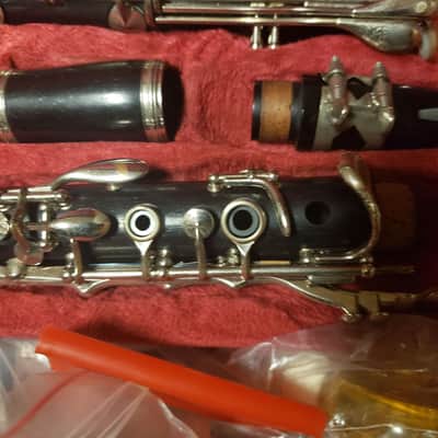 Buffet Crampon E11 Wood Clarinet--New Pads, Vandoren 5RV Mouthpiece! image 3