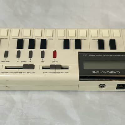 Casio VL-1 VL-Tone 29-Key Synthesizer Keyboard 1979 - 1984 - White image 4