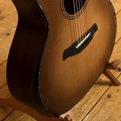 Taylor 900 Series | Builder's Edition 914ce - Wild Honey Burst 2024 image 6