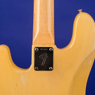 Fender Precision Bass (Maple Cap) 1968 See-thru blond image 15