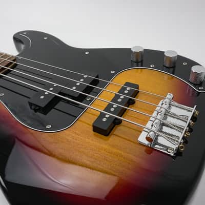 Fender Precision Jazz Bass with Maple Fretboard 2022 - 3-Color Sunburst image 14