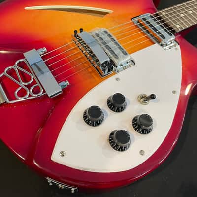 IYV IP-340 SB Semi-Hollow Body Sunburst image 2