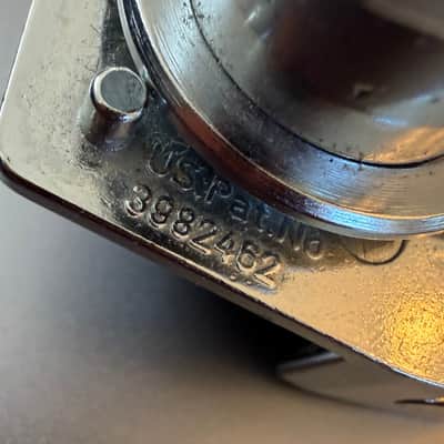 Fender American standard Jazz bass & Longhorn tuning peg 1989-1995 - Chrome image 4