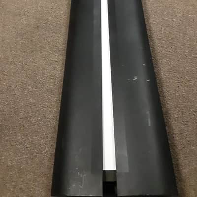 Accolade Duet ELPSC80 Projection Screen image 2