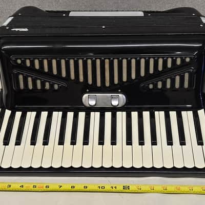Pancordion Video 41/120 Piano Accordion Ready To Play 19" Keybed image 2