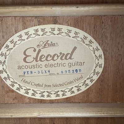 Aria 4 String Acoustic Electric Bass, Spruce Wood Top Body, Mahogany Neck image 10
