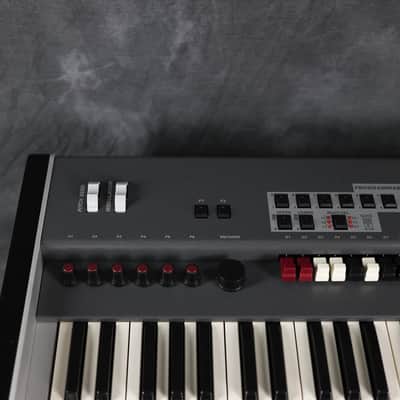 Crumar / GSi DMC-122 Dual MIDI Keyboard Console image 9