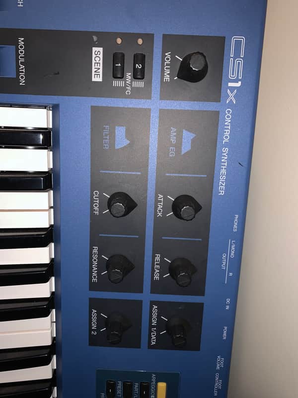 Yamaha CS 1x- Blue image 1