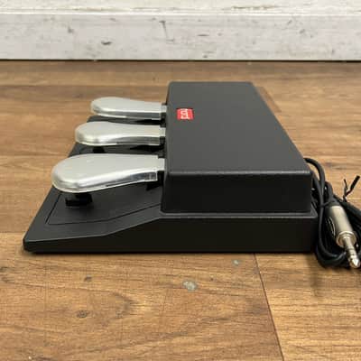Nord Triple Pedal | Second Hand image 4
