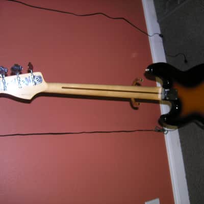 Fender Deluxe Active Jazz Bass 1997 - Sunburst image 5