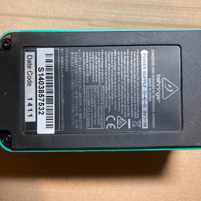 Behringer US600 Shifter/Harmonist Pedal - Like New image 3
