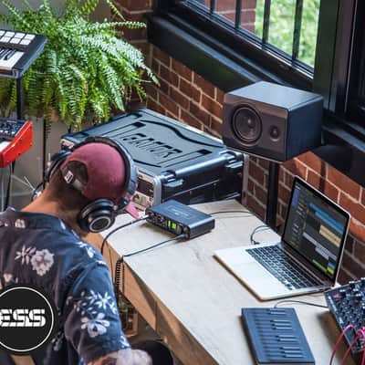 MOTU M2 USB-C Audio Interface 2019 - Present - Black image 9