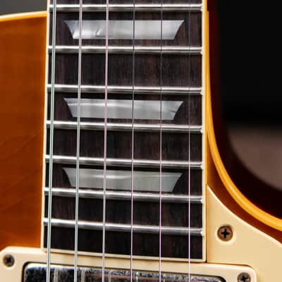 Gibson Custom Shop 1959 Les Paul Standard Murphy Lab Ultra Light Aged Electric Guitar - "AAA" Top Super-Light Mahogany - Sunburst with Hardshell Case - Demo image 10