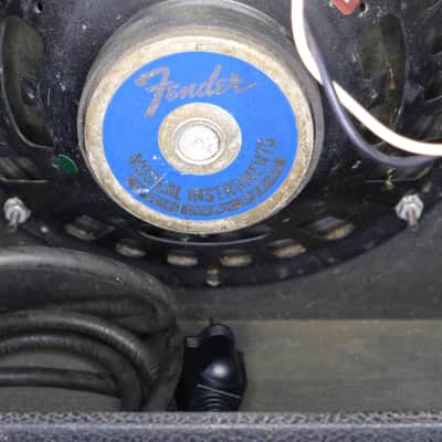 * Freshly serviced * 1976 Fender Princeton (Non-Reverb) 1X10 Silverface Vintage Guitar Combo Amplifier w/ Original 10" Oxford Speaker image 8