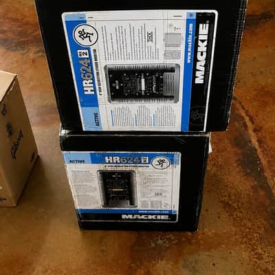 Mackie HR624 MK2 6.7" Active Studio Monitors ( pair ) 2007 - Present - Bla image 3