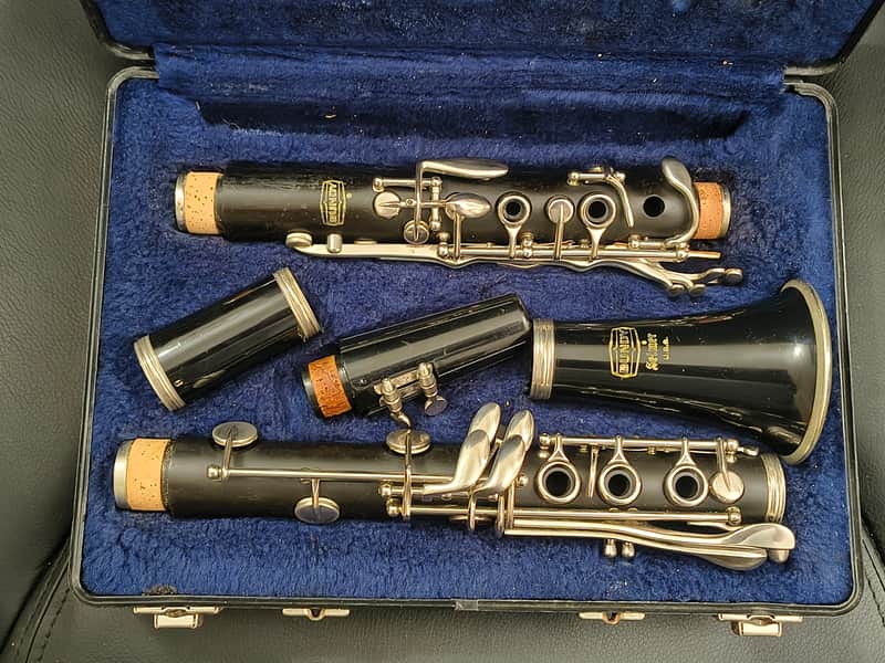 SELMER USA BUNDY INTERMEDIATE/ADVANCED WOOD Bb CLARINET - COMPLETELY REDONE - REPAD - DEMO VIDEO - READY TO PLAY! image 1