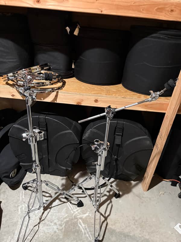 Pair ATV Tom holder boom stands/tom holder 2020 - Chrome image 1