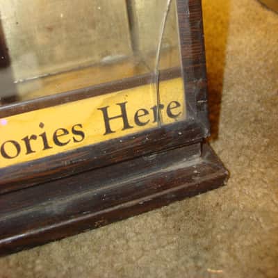 "Gretsch Eagle Brand" Musical Strings, & Accessories Display Case Gretsch 1920's - Natural image 6