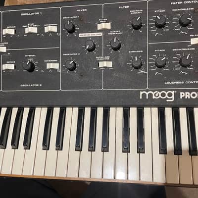 Moog Prodigy 32-Key Monophonic Analog Synthesizer 1979 - 1984 - Black