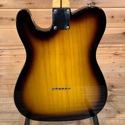 Fender Custom Shop 1951 Nocaster Electric Guitar USED - 2 Color Sunburst image 4