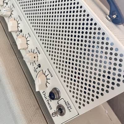 Victory Amps V40 The Duchess MKII Lunch Box 42-Watt Guitar Amp Head 2025 - Present - Cream image 8