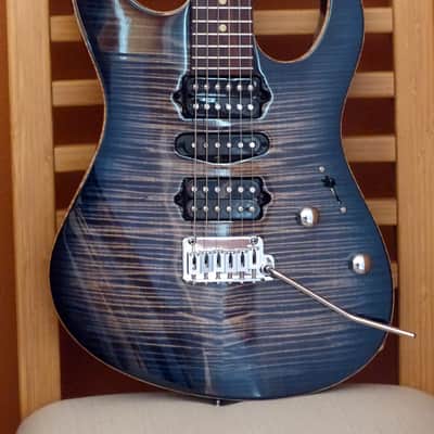 Suhr Modern  Plus 2019 - faded trans whale blue burst image 6