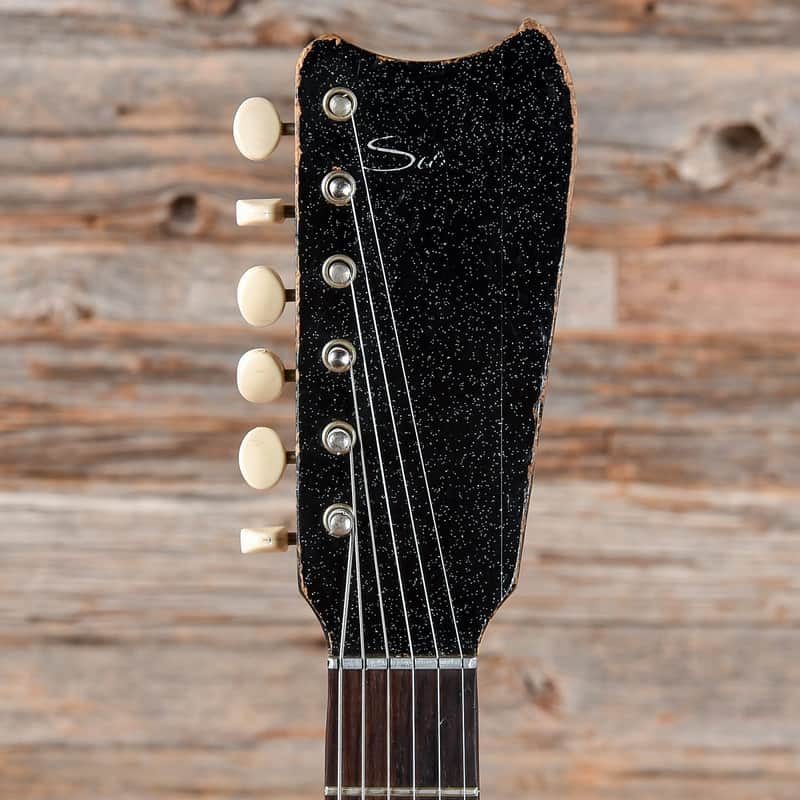 Silvertone 1449 with Case Amp image 5