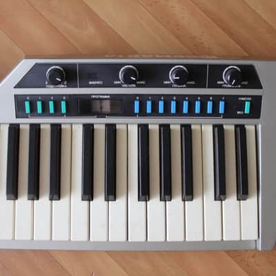 Formanta Mini – vintage soviet poly keytar analog synthesizer | USSR image 2