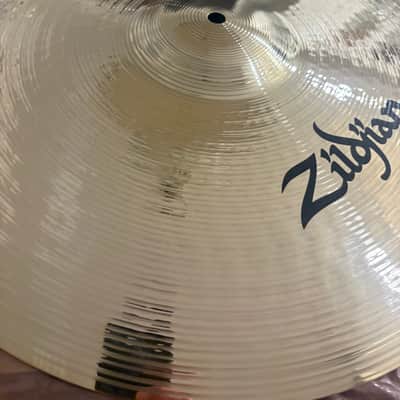 Zildjian 18" S Series Medium Thin Crash Cymbal 2016 - Present - Brilliant image 7
