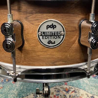 PDP - 5x14" Limited Edition, 20-Ply Maple/Walnut Snare Drum, Natural Satin Walnut 2012–2015 image 2