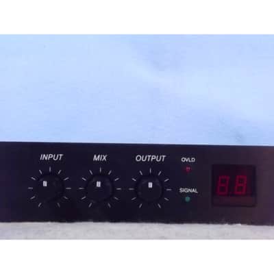 Alesis Midiverb II 16-Bit Digital Effects image 3