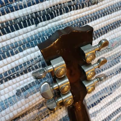 Gibson J-185 2007 - Sunburst image 10
