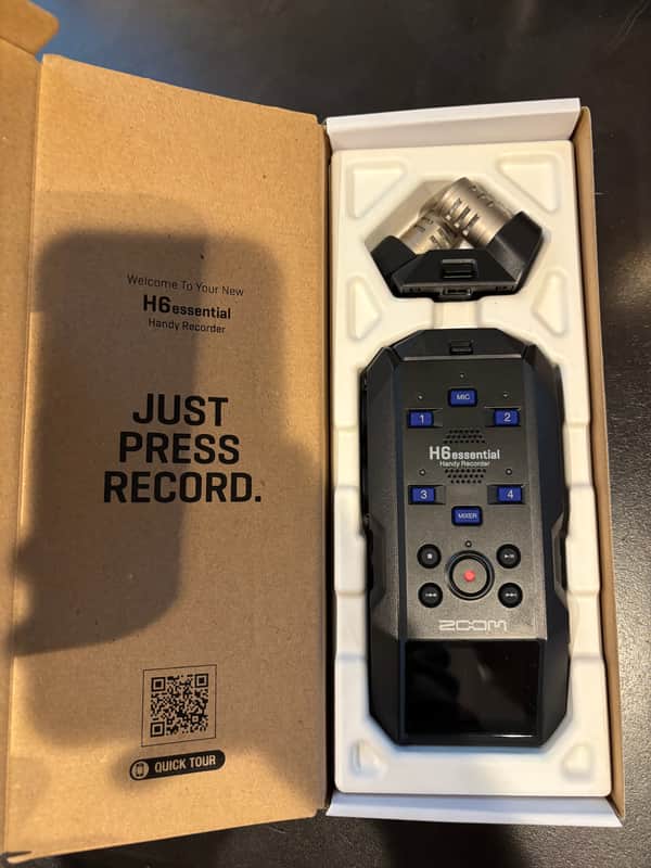 Zoom H6essential Portable Recorder 2024 - Present - Black image 1