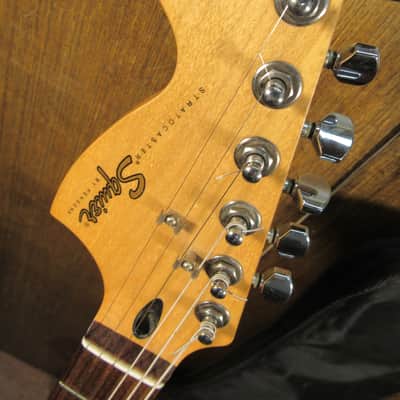 Fender Squier Stratocaster Standard Series Lefty - Black With Gig Bag image 3