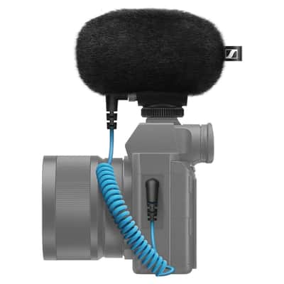 Sennheiser MKE 200 Directional On-Camera Microphone with 3.5mm TRS and TRRS Connectors for DSLR, Mirrorless & Mobile image 4