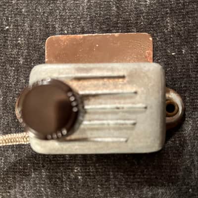 Lektrofone Deluxe 201-M Vibro microphone/ pickup 1940's? image 3
