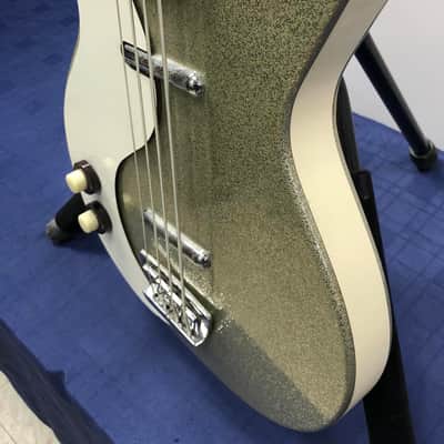 Danelectro DC 59 Reissue Bass Left Handed Lefty Silver Sparkle Electric Bass image 6