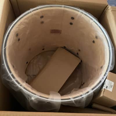 Pearl Vision Drums (2) Brand New Carton image 3