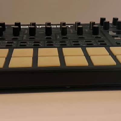 Dave Smith Instruments Tempest 6-Voice Drum Machine 2011 - 2018 - Black with Wood Sides image 6