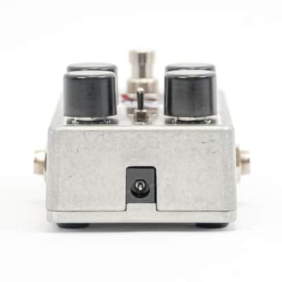 Electro-Harmonix Bass Clone Bass Chorus Pedal with Original Box image 6