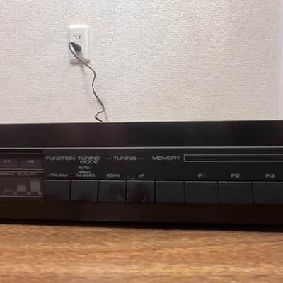 Yamaha T-550 AM/FM Stereo Tuner – Vintage Hi-Fi Radio – image 3